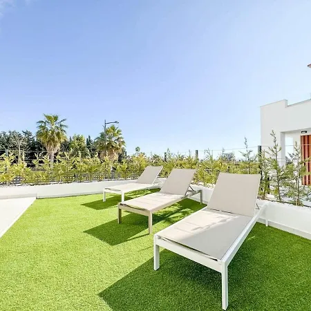 Rooftop Jacuzzi Pools Modern Wifi Townhouse Эстепона